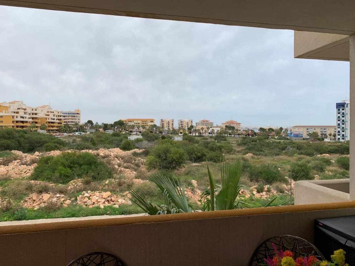 Acogedor Apartamento Al Lado De La Playa Alicante Exteriör bild