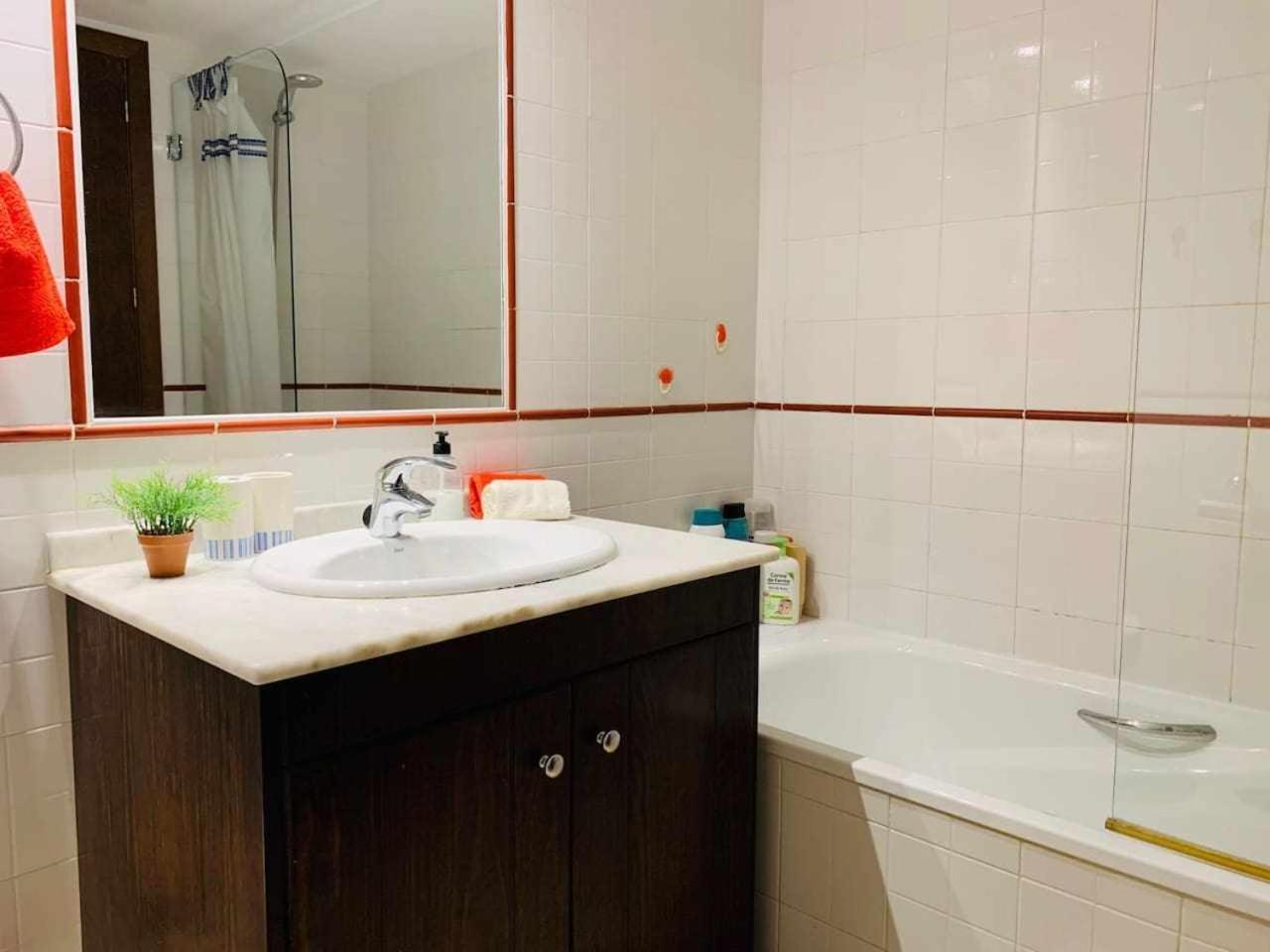 Acogedor Apartamento Al Lado De La Playa Alicante Exteriör bild